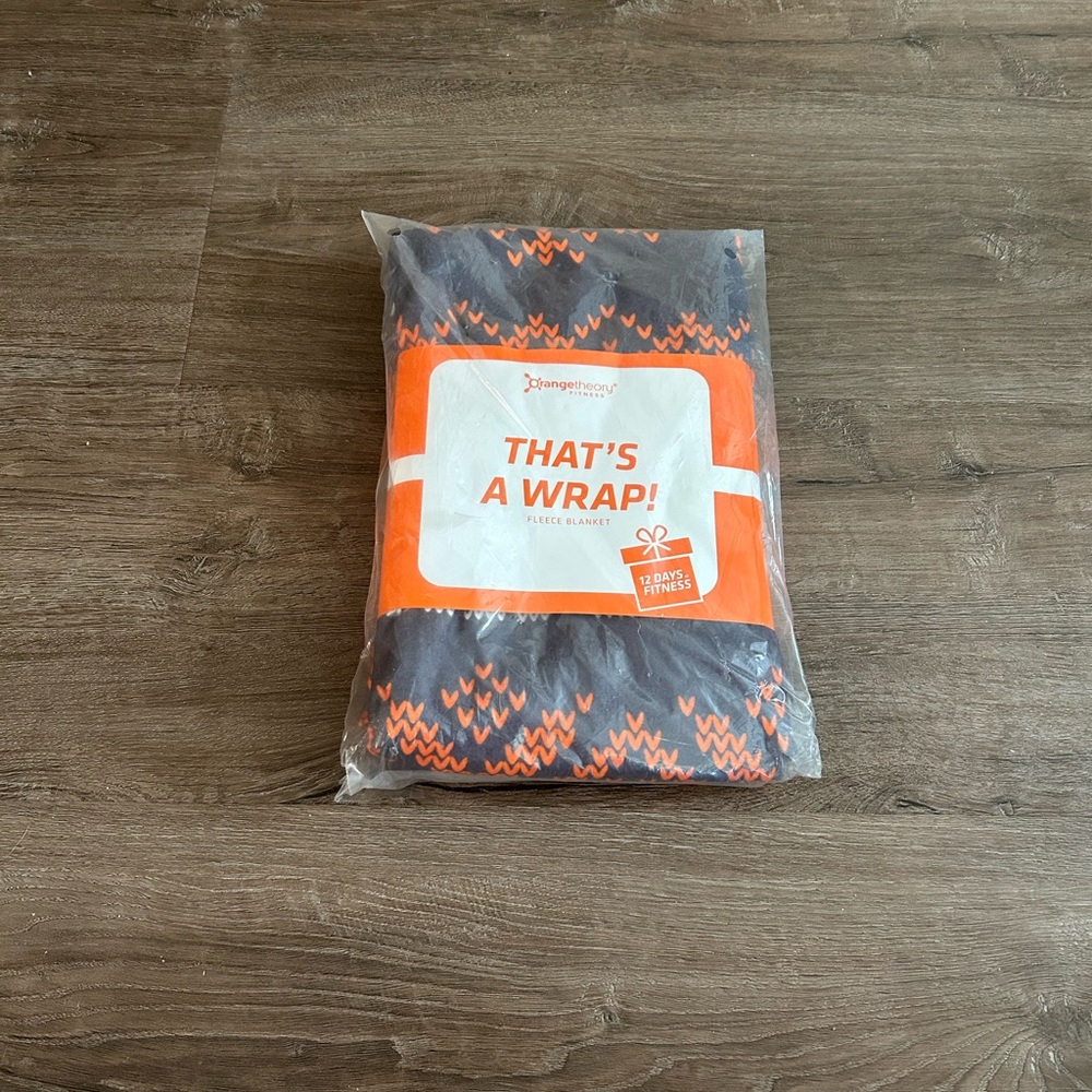 NWT Orangetheory Orange and Gray Fleece Blanket size 50 x 58